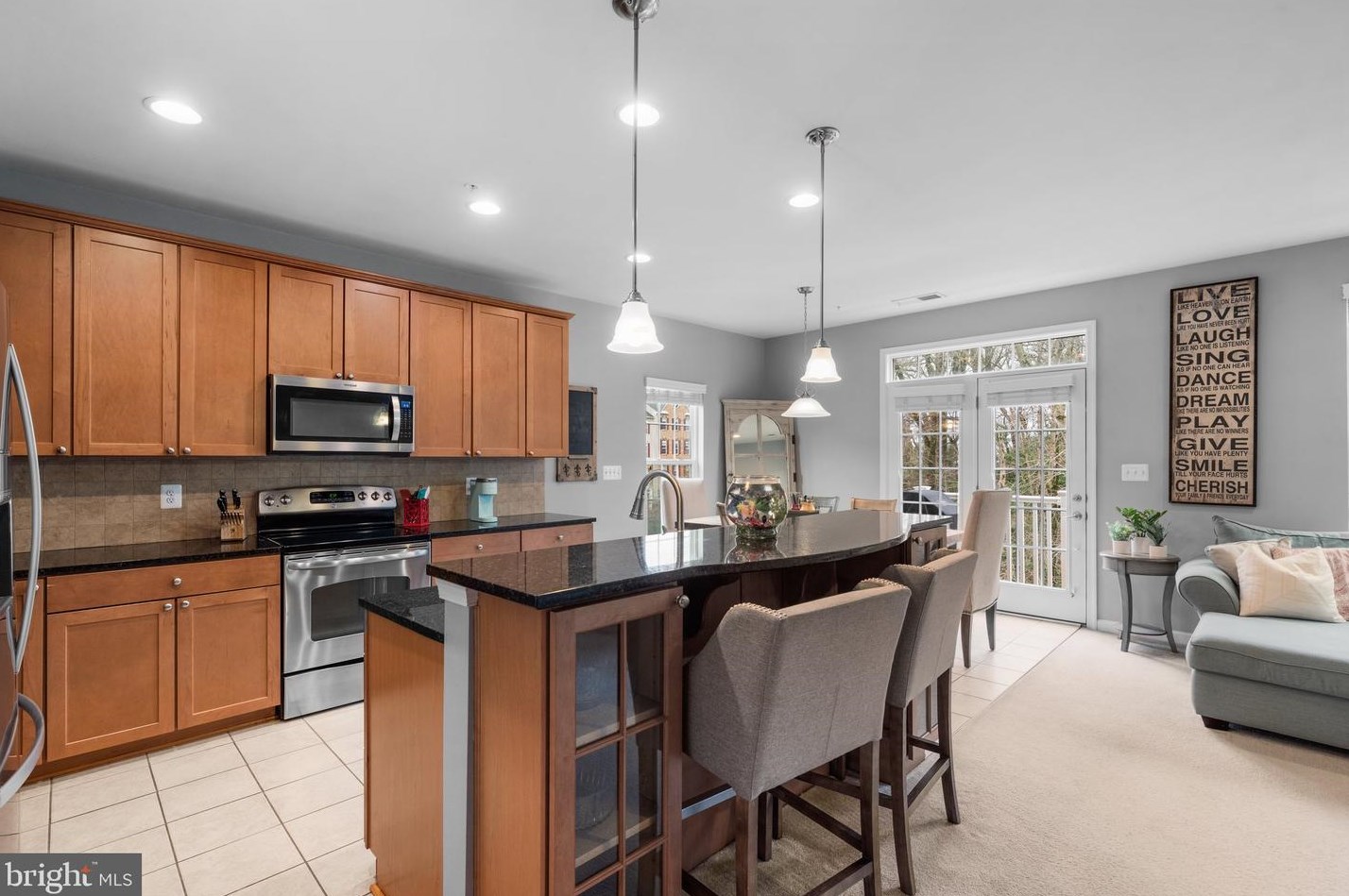 7104 Daniel John Dr, Baltimore MD  21075-5452 exterior