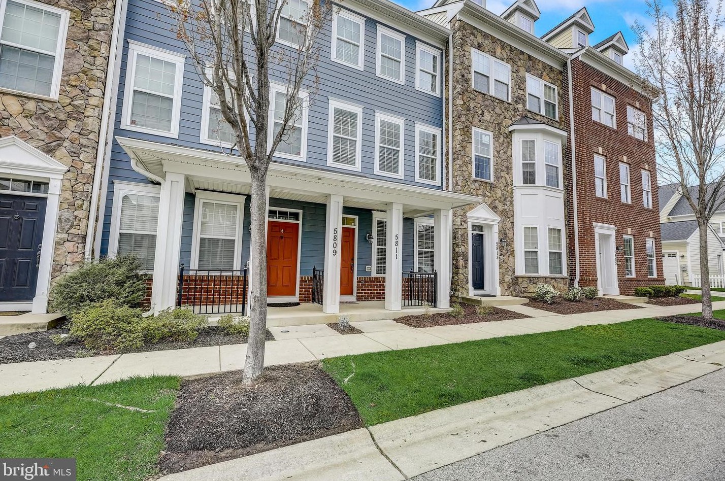 5811 Lois Ln, Ellicott, MD 21043-7515