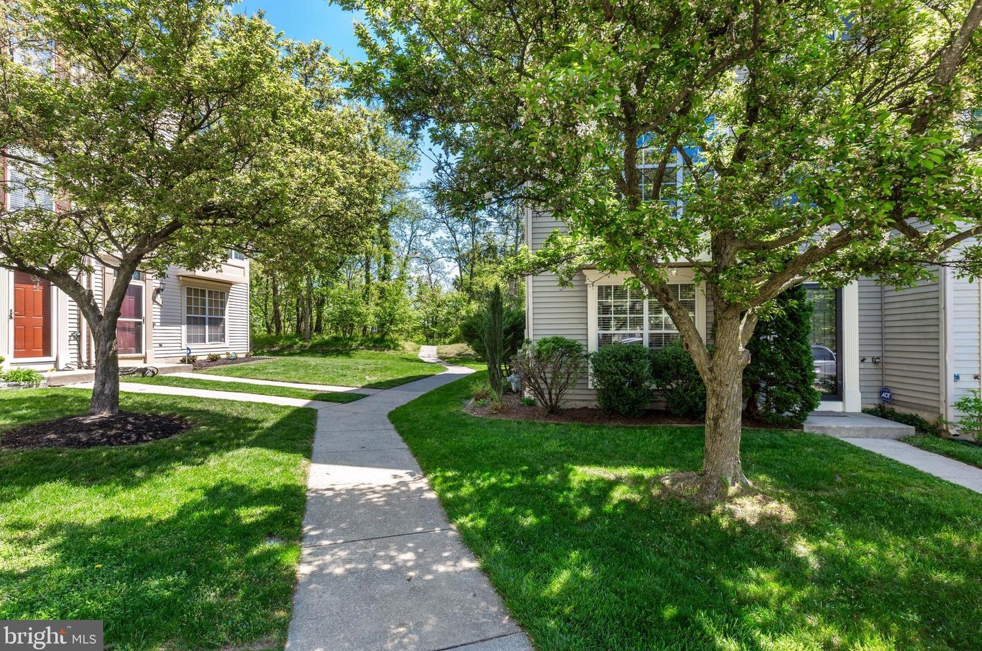 6112 Cliffside Trl, Columbia, MD 21045-7412