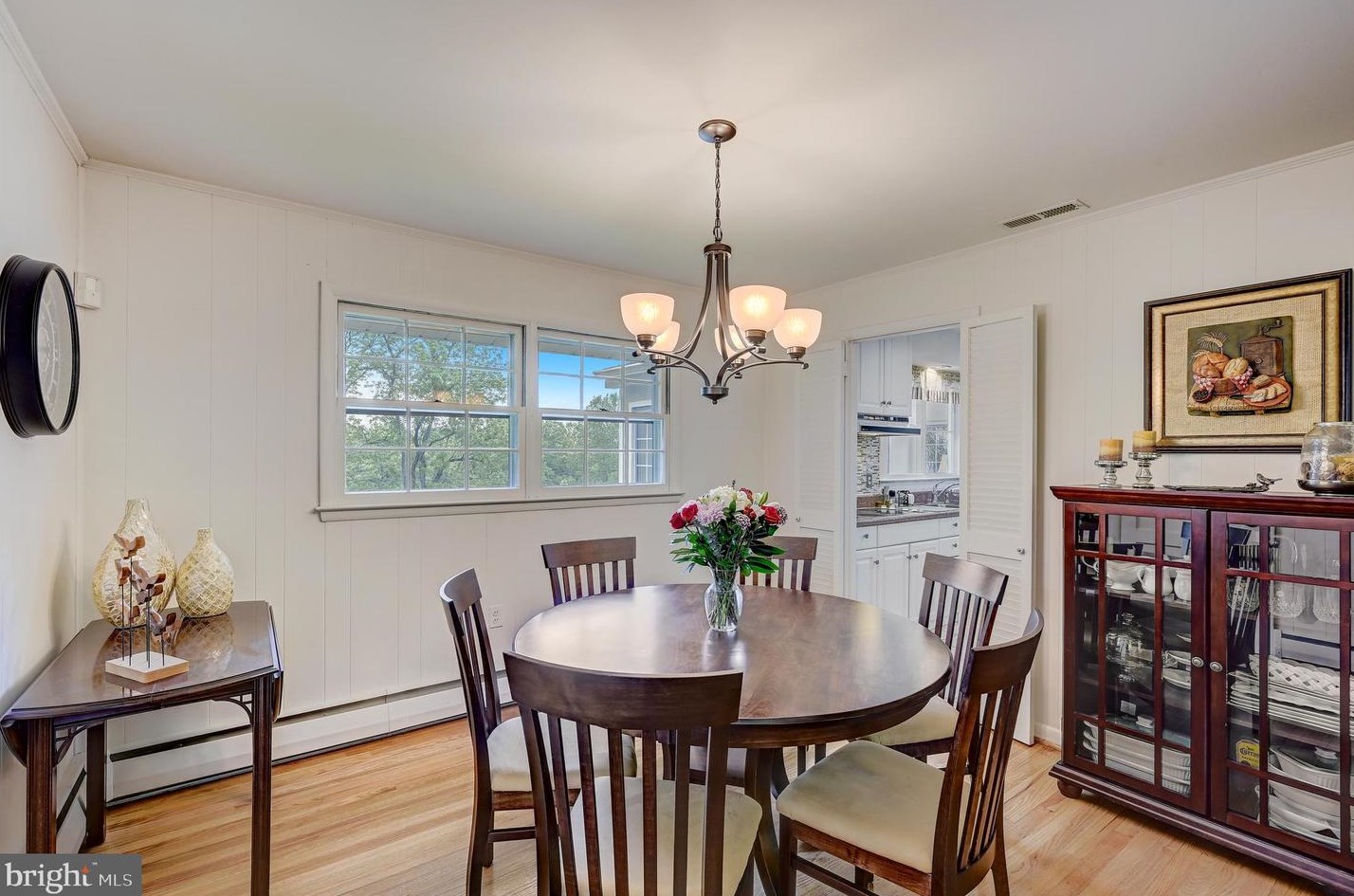 9032 Overhill Dr, Ellicott MD 21042-5221 exterior