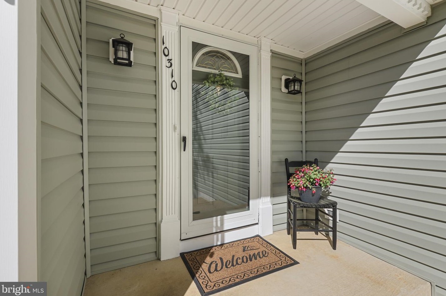 10310 Pine Ridge Dr, Ellicott, MD 21042-2129