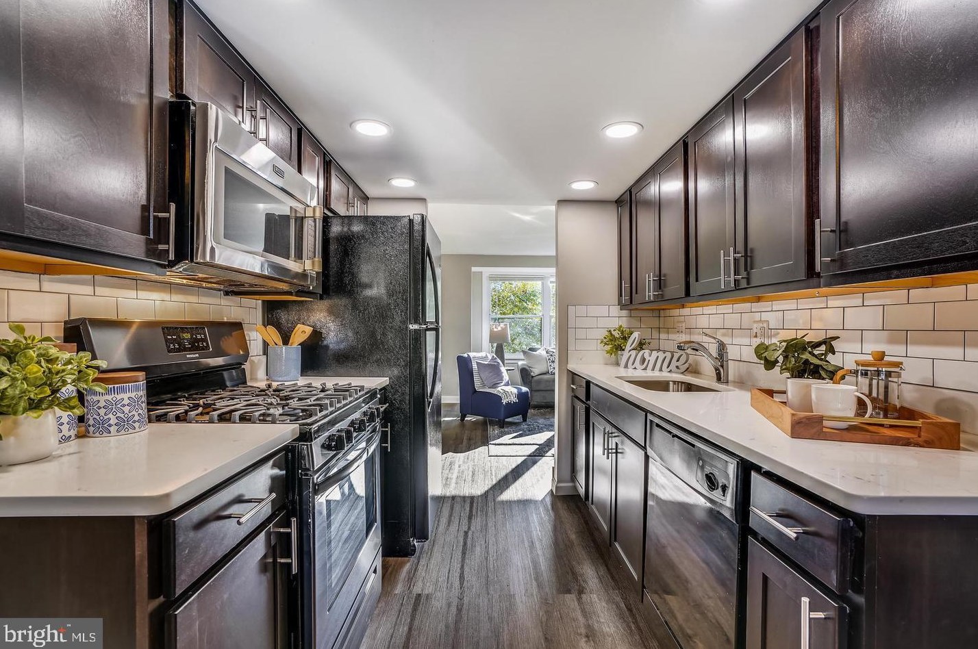 5433 Endicott Ln, Columbia, MD 21044-1802