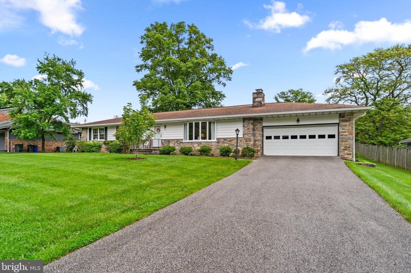 3717 Macalpine Rd, Ellicott MD 21042-5323 exterior