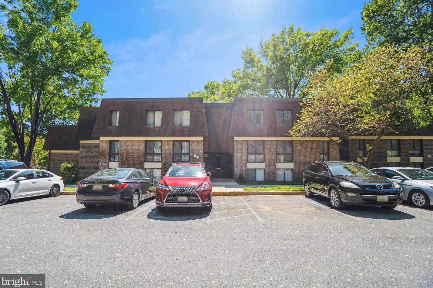5251 W Running Brook Rd #201, Columbia, MD 21044