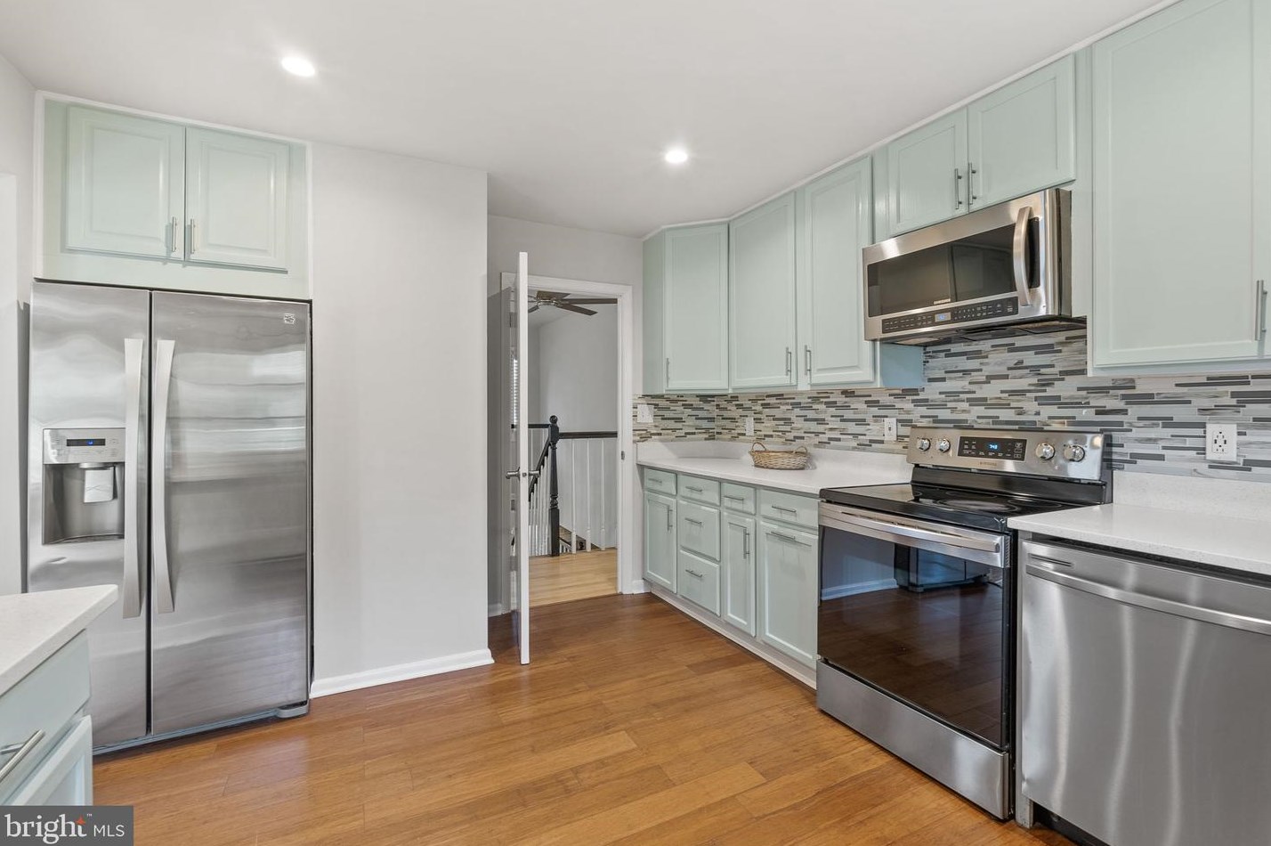 10726 Evening Wind Ct, Columbia MD  21044-2412 exterior