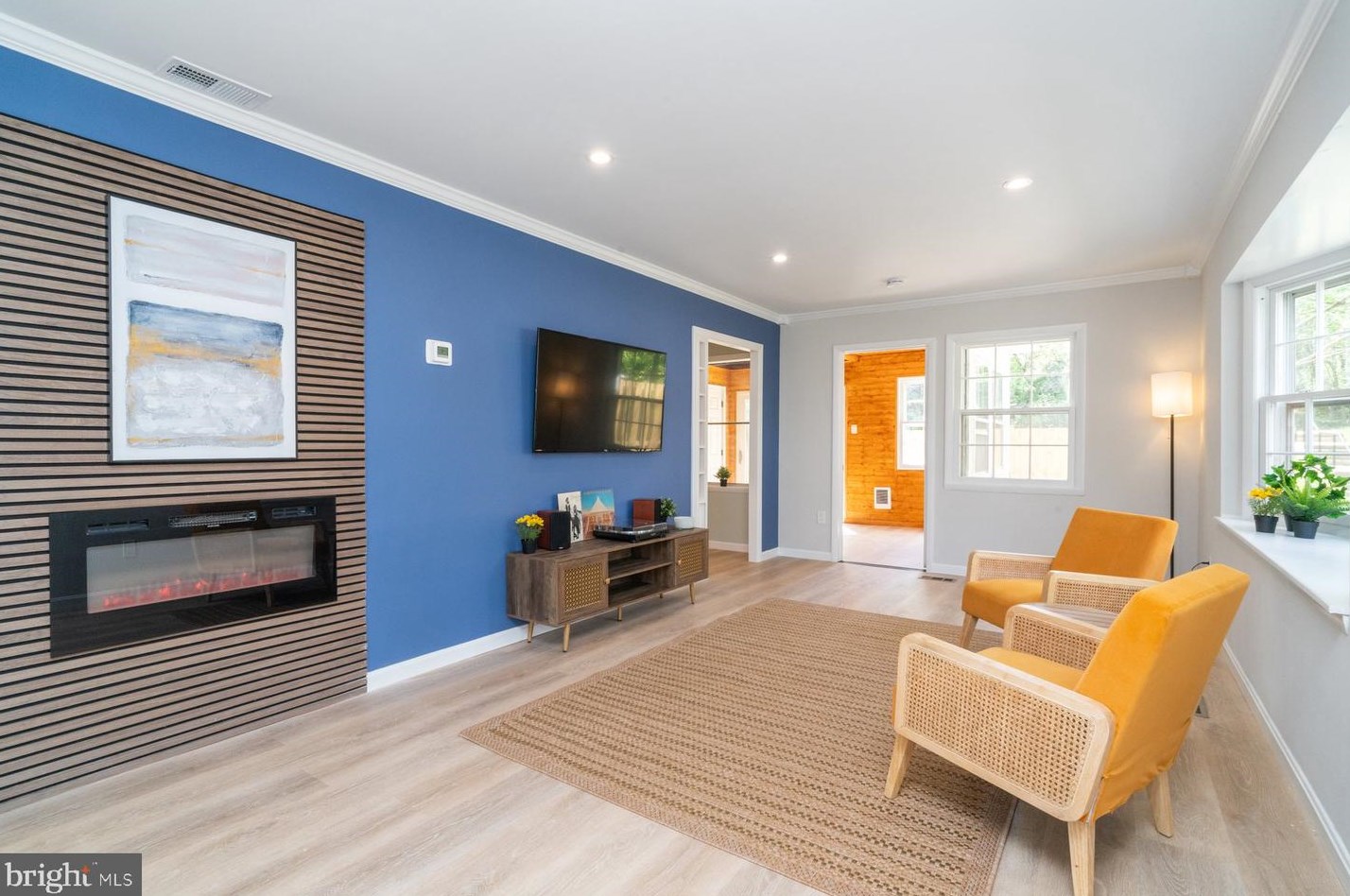 5523 Woodenhawk Cir, Columbia MD  21044-1925 exterior