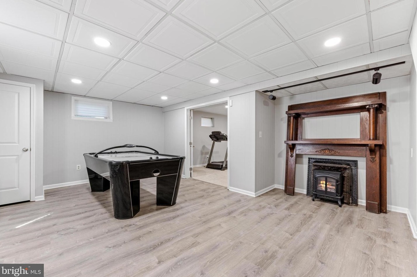 9321 Dunloggin Rd, Ellicott MD 21042-5115 exterior