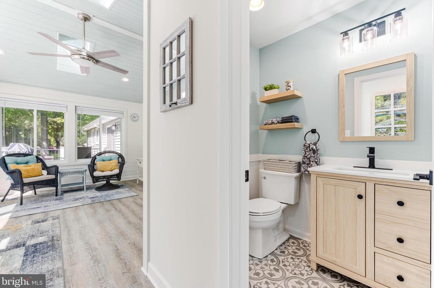 9321 Dunloggin Rd, Ellicott MD 21042-5115 exterior