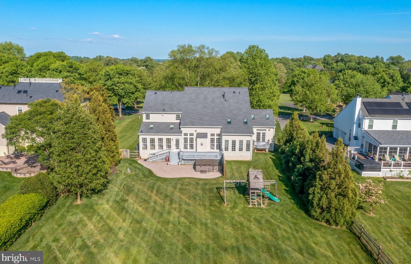 11050 Dorsch Farm Rd, Ellicott MD 21042-6269 exterior