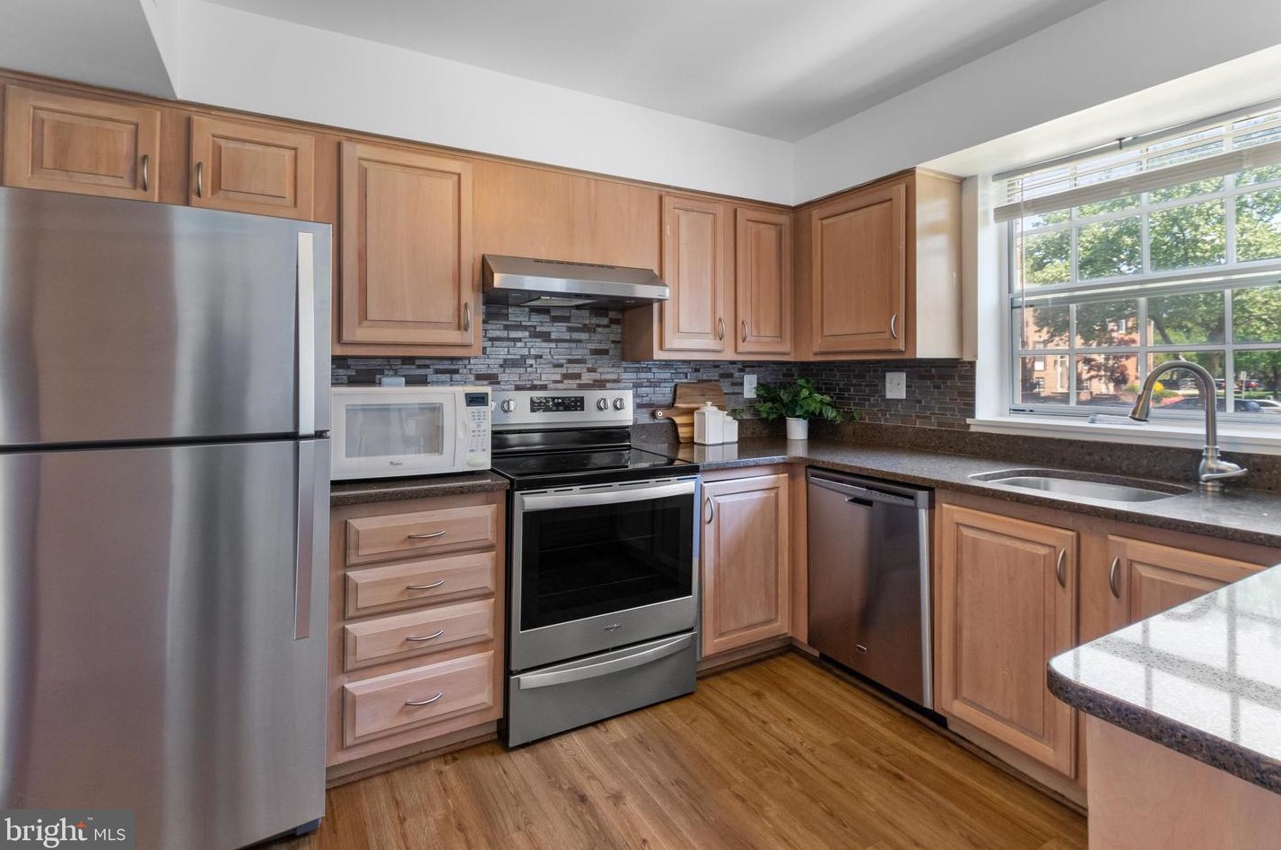 10626 High Beam Ct, Columbia MD  21044-3620 exterior