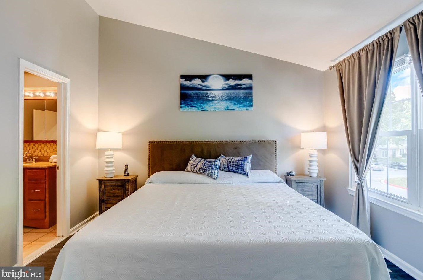 9642 Stirling Bridge Dr, Columbia MD 21046-1938 exterior