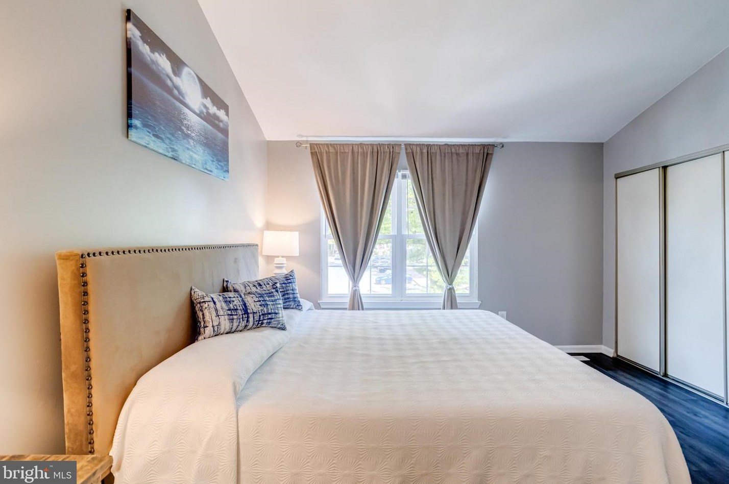 9642 Stirling Bridge Dr, Columbia MD 21046-1938 exterior