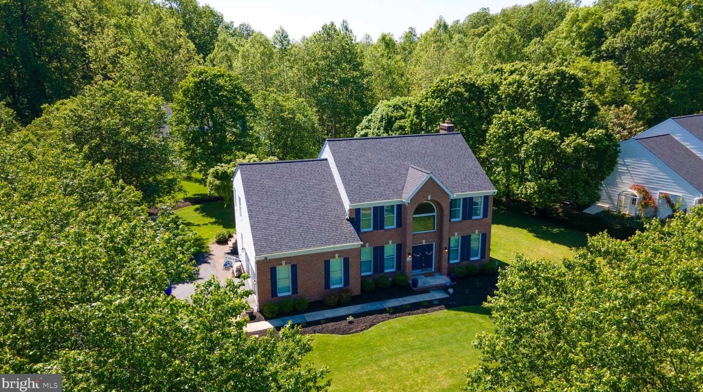 2800 Deer Trail Ct, Ellicott MD 21042-7817 exterior