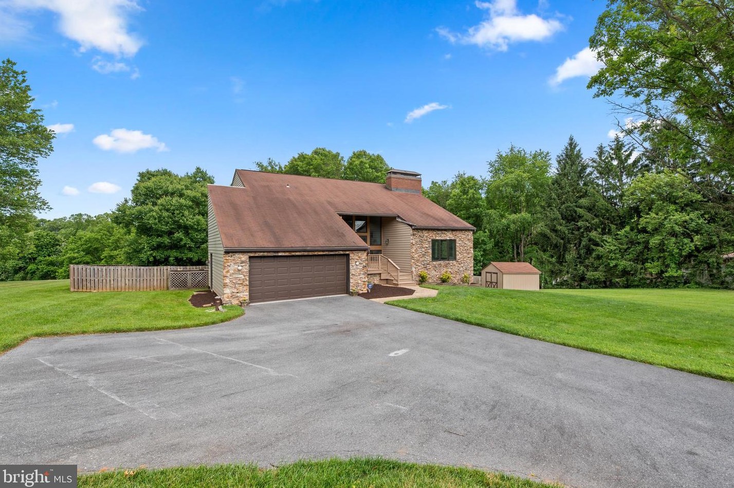 12207 Rilland Ct, Ellicott MD 21042-1353 exterior