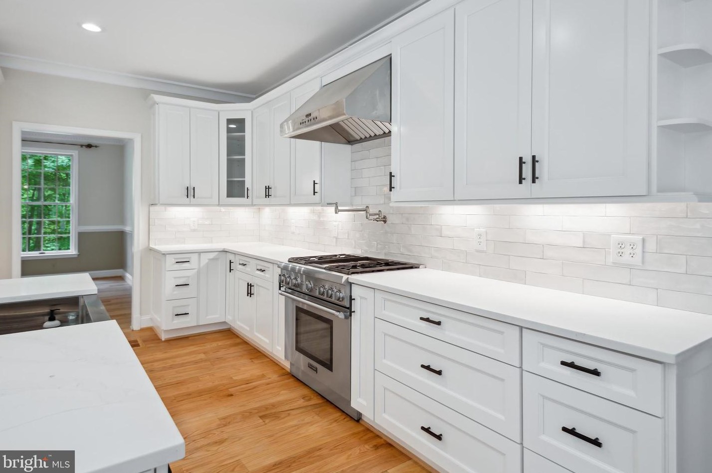 12661 Golden Oak Dr, Ellicott MD 21042-1150 exterior