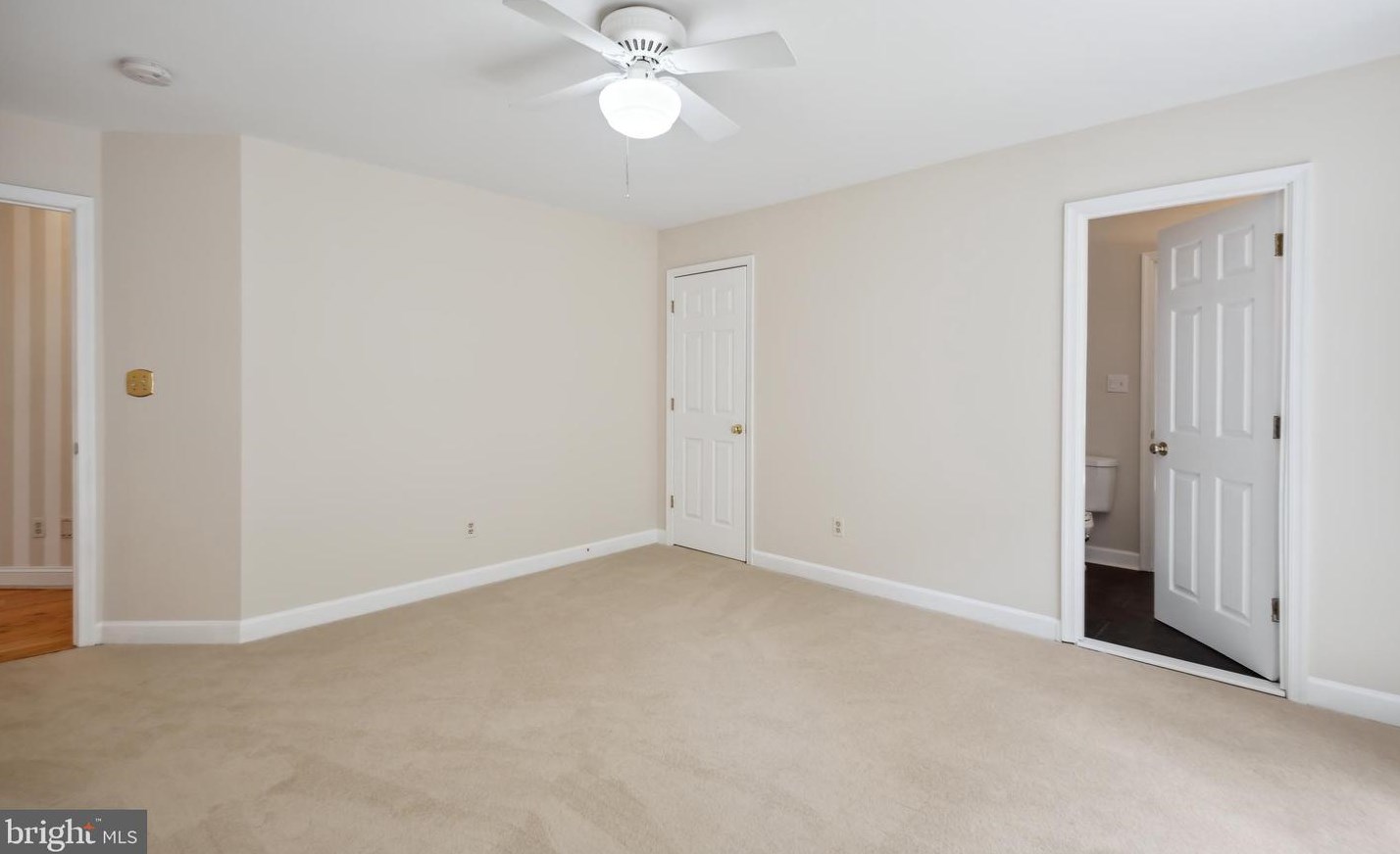 12661 Golden Oak Dr, Ellicott MD 21042-1150 exterior