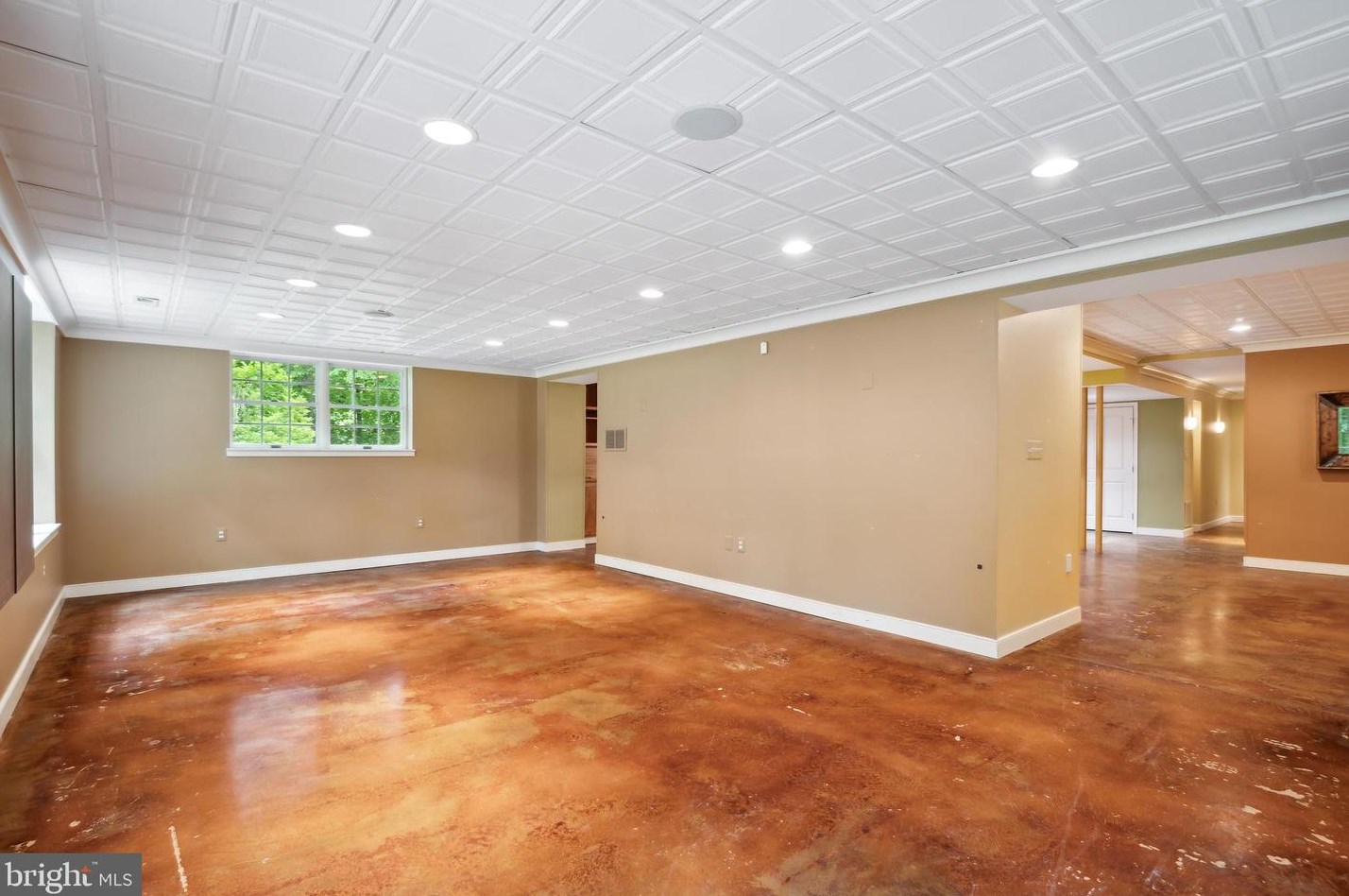 12661 Golden Oak Dr, Ellicott MD 21042-1150 exterior