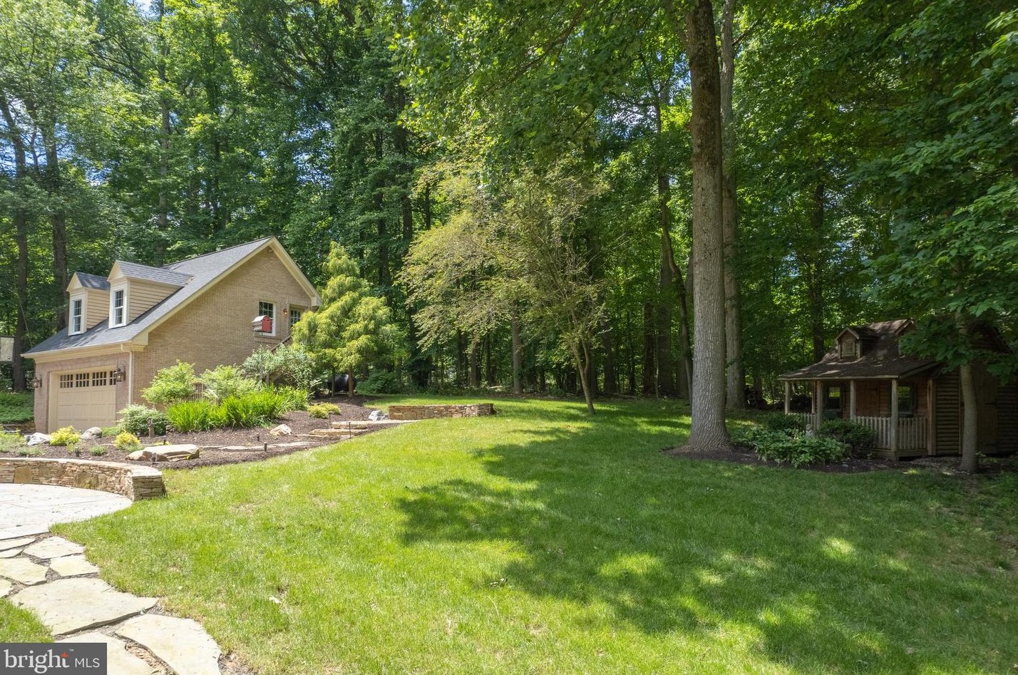 12661 Golden Oak Dr, Ellicott MD 21042-1150 exterior