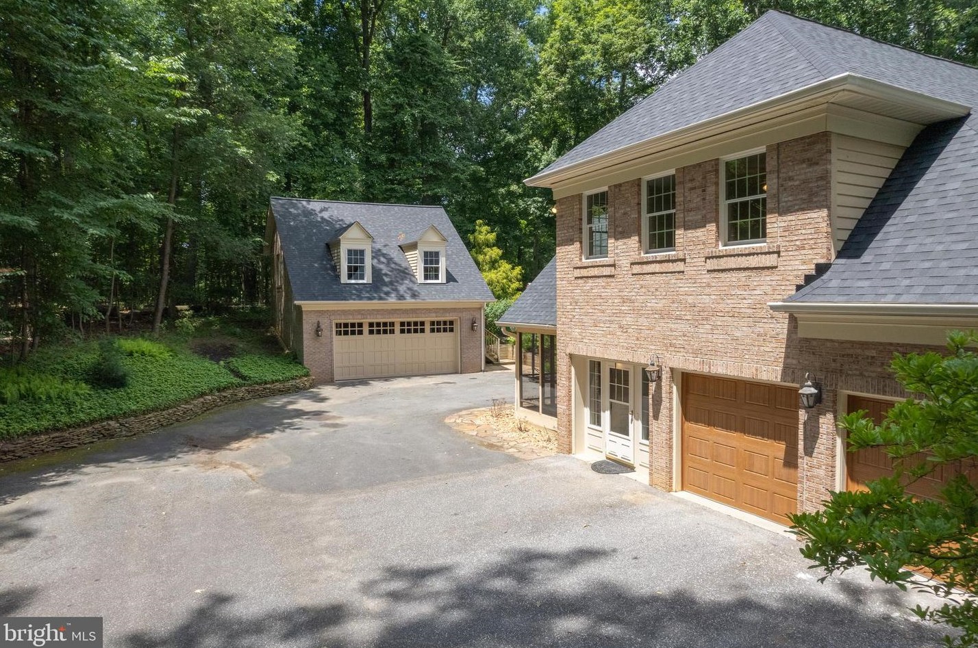 12661 Golden Oak Dr, Ellicott MD 21042-1150 exterior