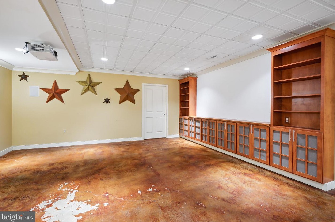 12661 Golden Oak Dr, Ellicott MD 21042-1150 exterior