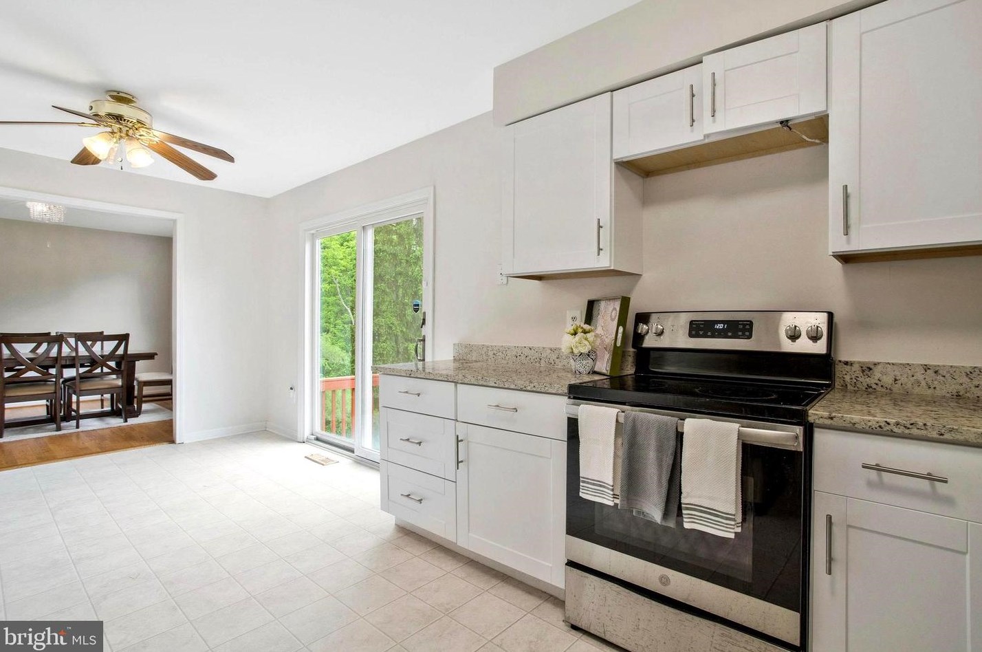 3661 Cragsmoor Rd, Ellicott MD 21042-4907 exterior