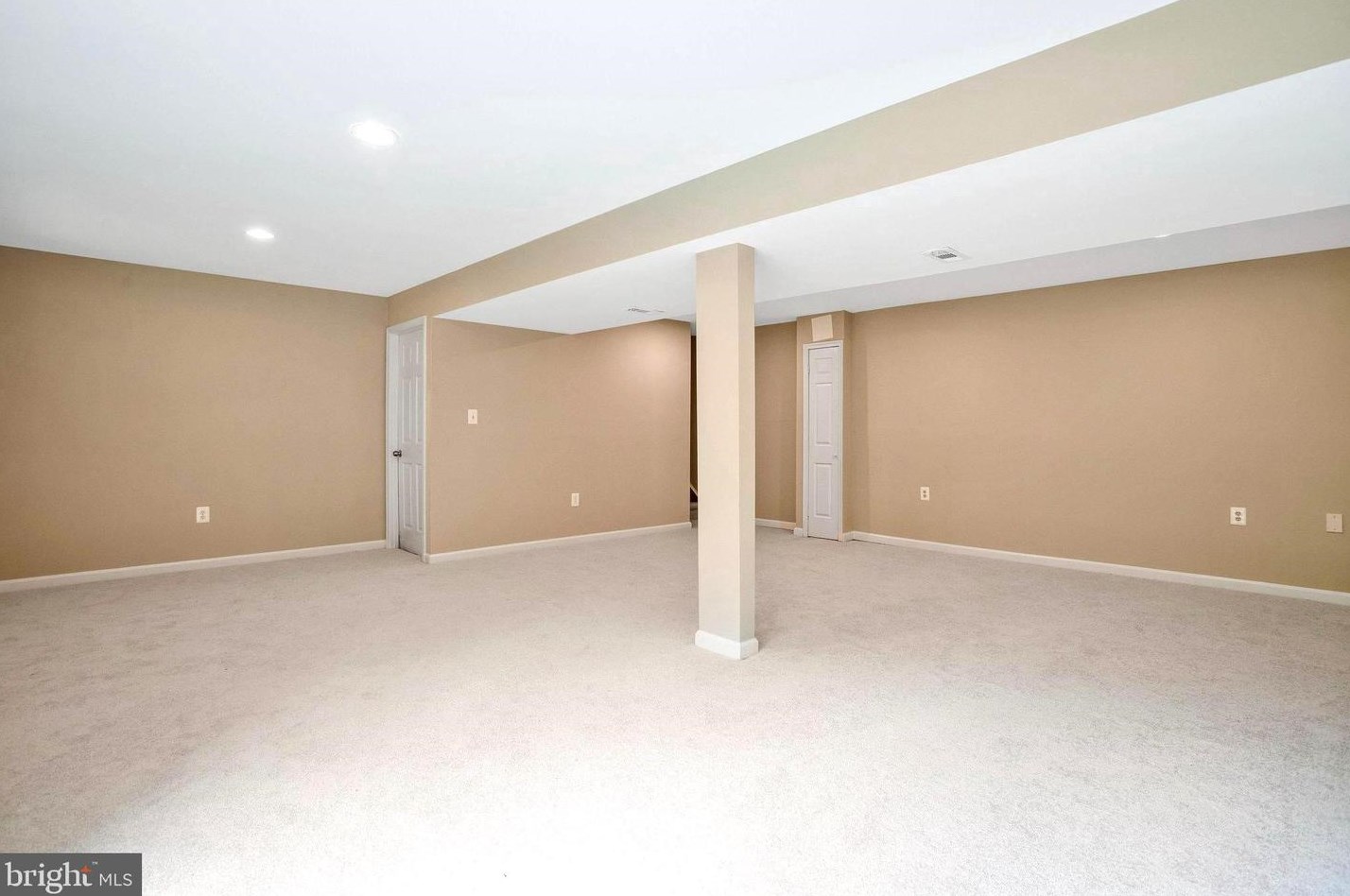 3661 Cragsmoor Rd, Ellicott MD 21042-4907 exterior