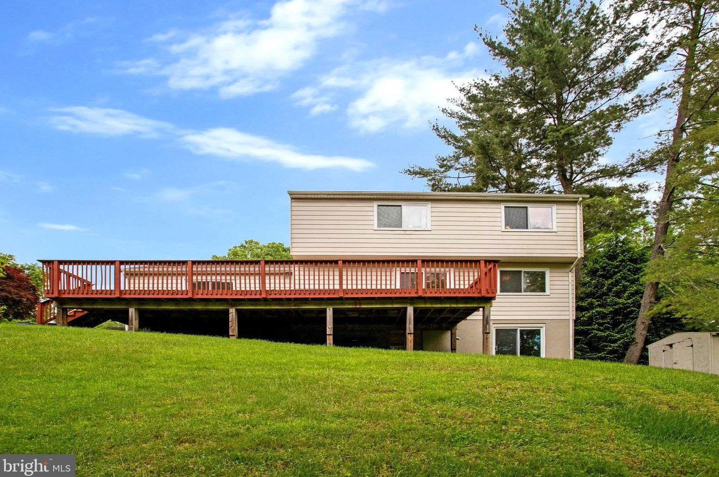 3661 Cragsmoor Rd, Ellicott MD 21042-4907 exterior