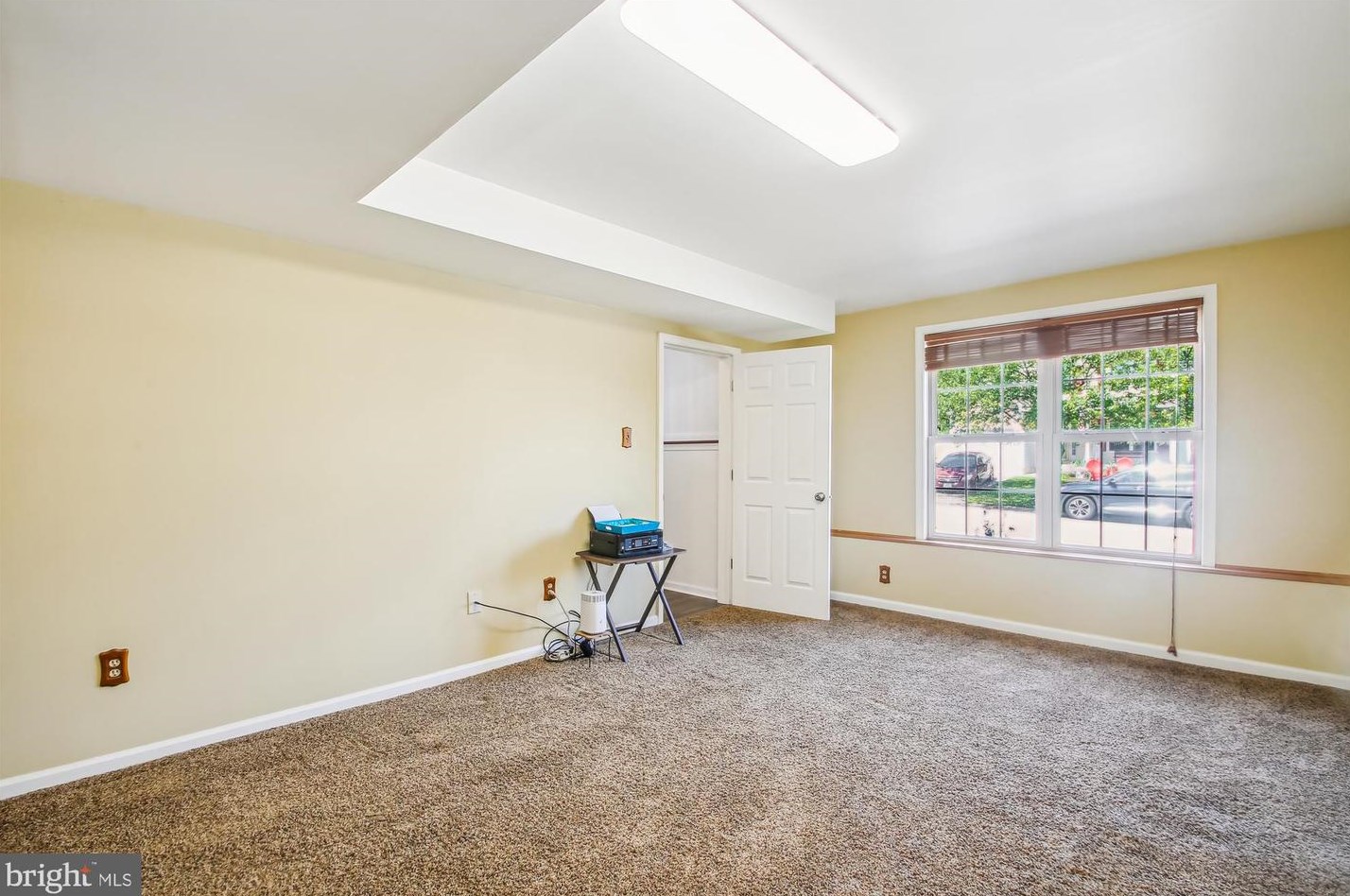 6404 Sedgwick St, Baltimore MD 21075-6198 exterior