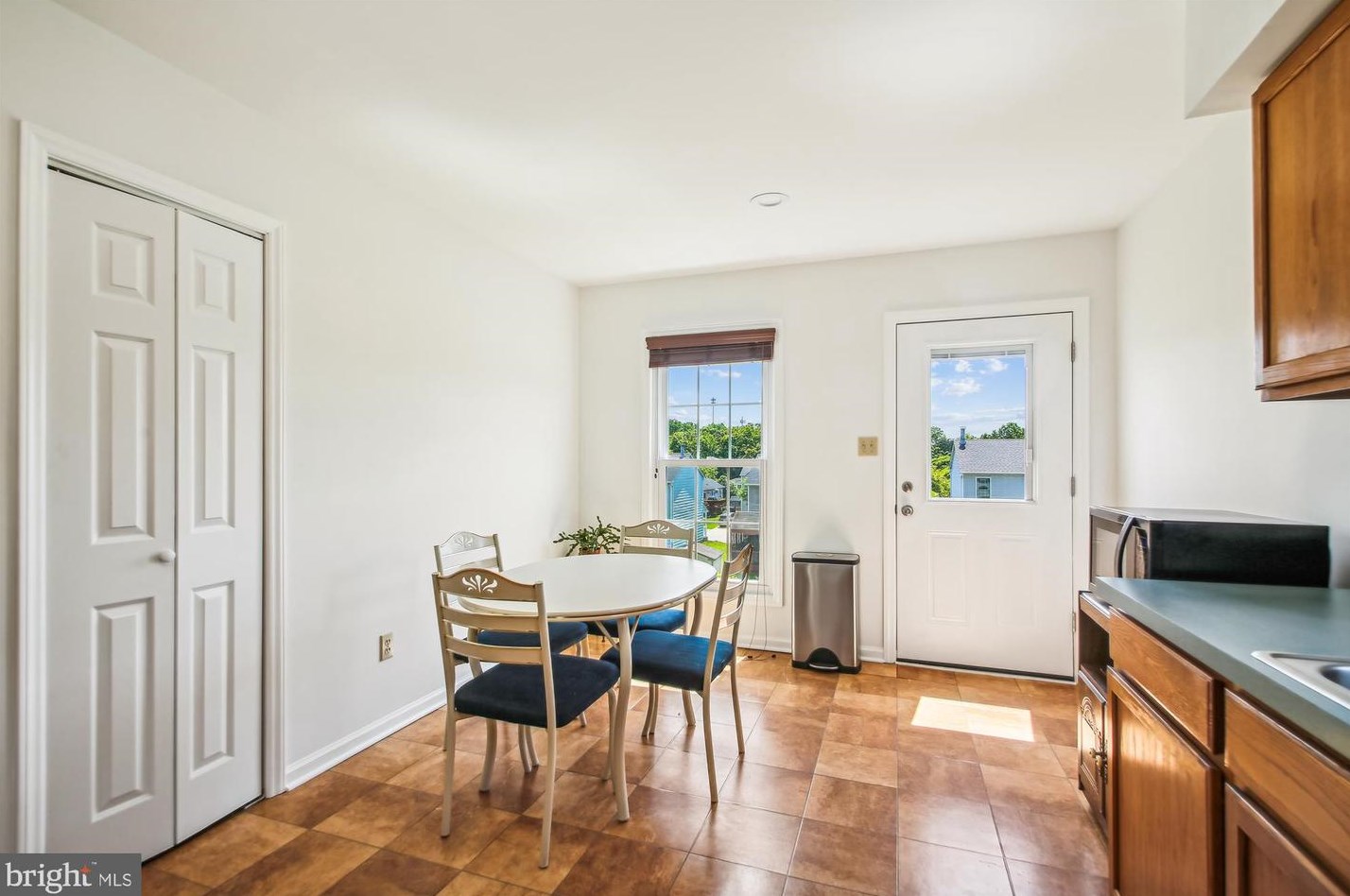 6404 Sedgwick St, Baltimore MD 21075-6198 exterior