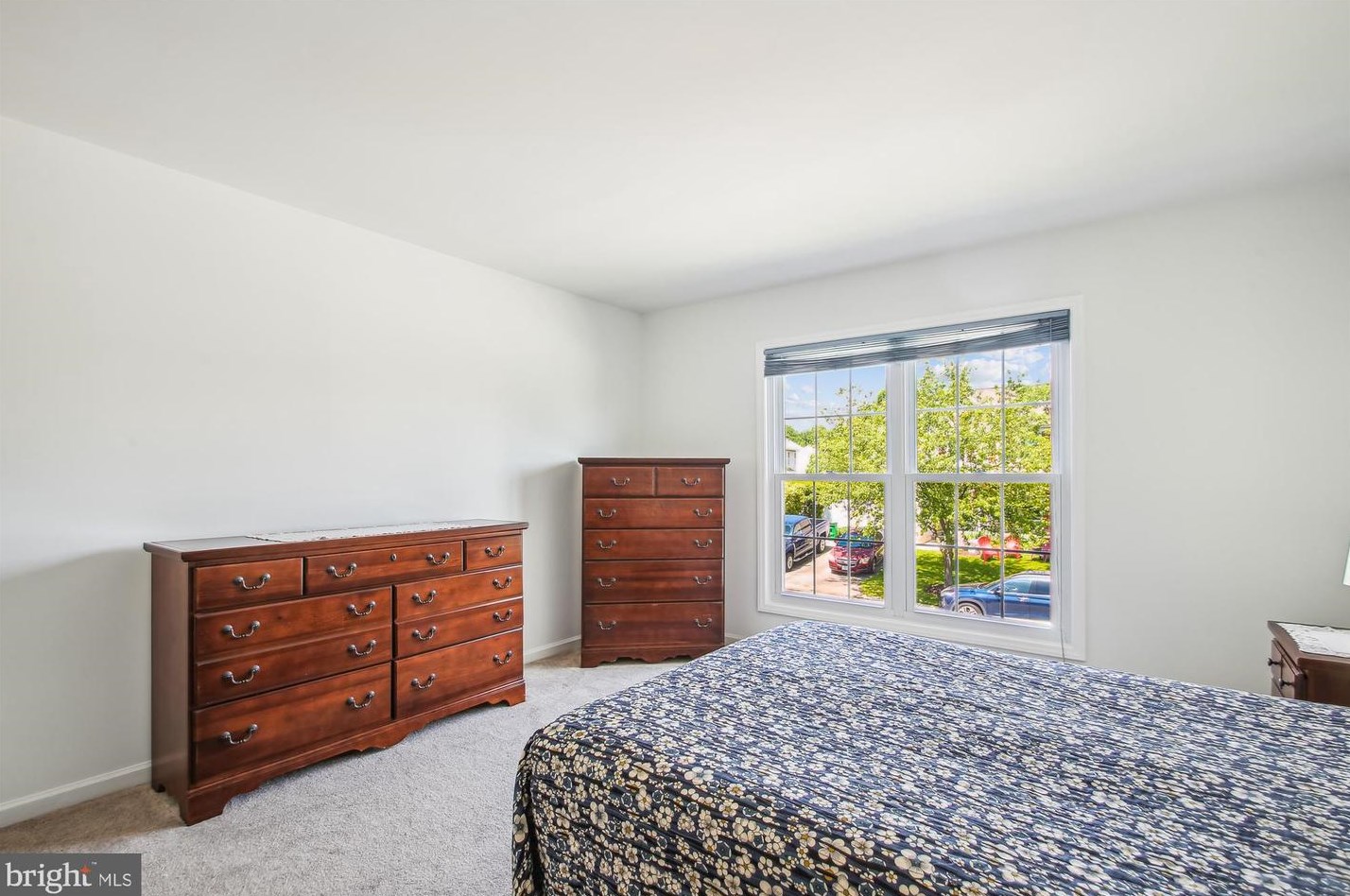 6404 Sedgwick St, Baltimore MD 21075-6198 exterior