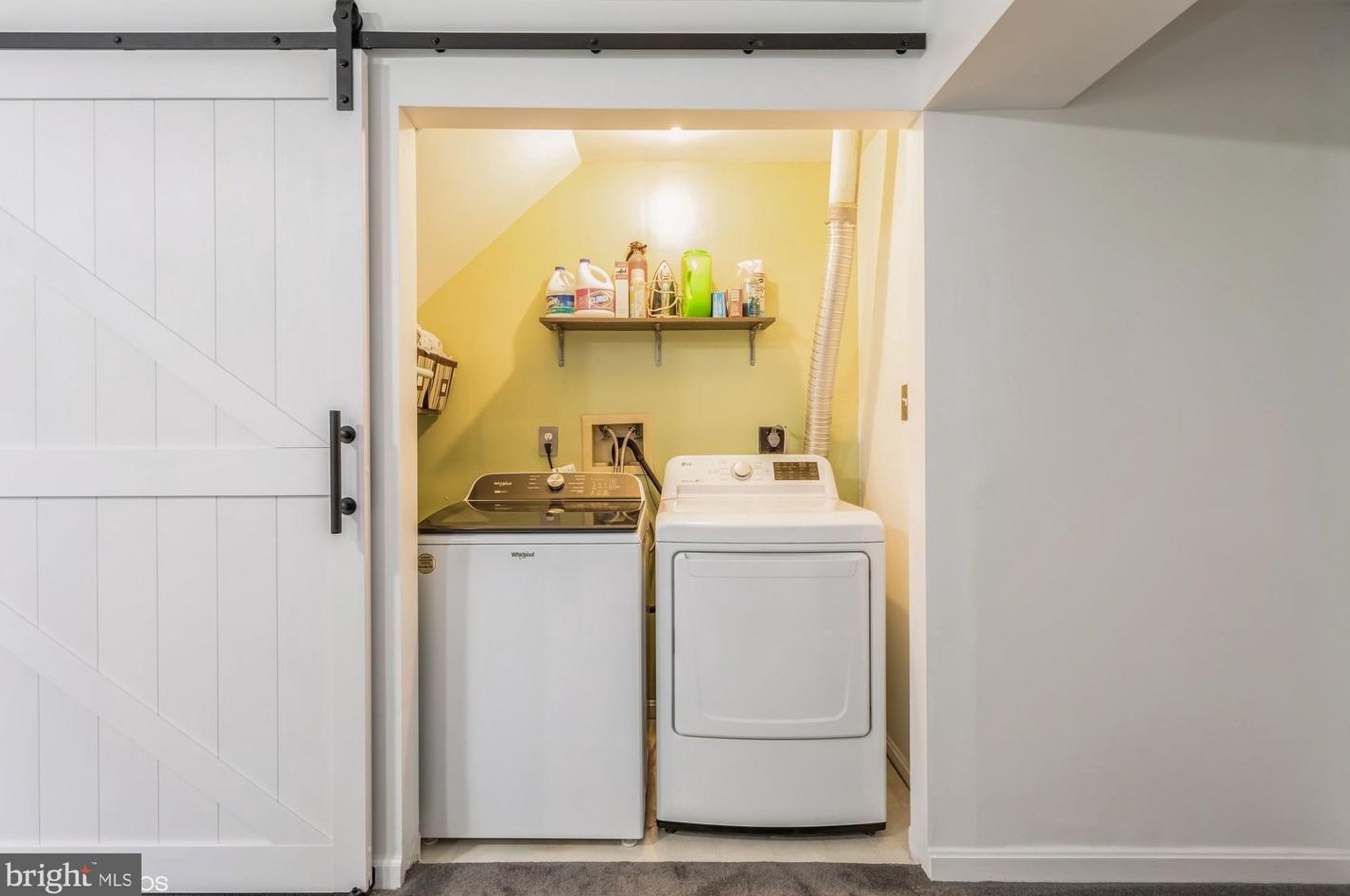 8570 Harvest Vw Ct, Ellicott MD 21043-6560 exterior