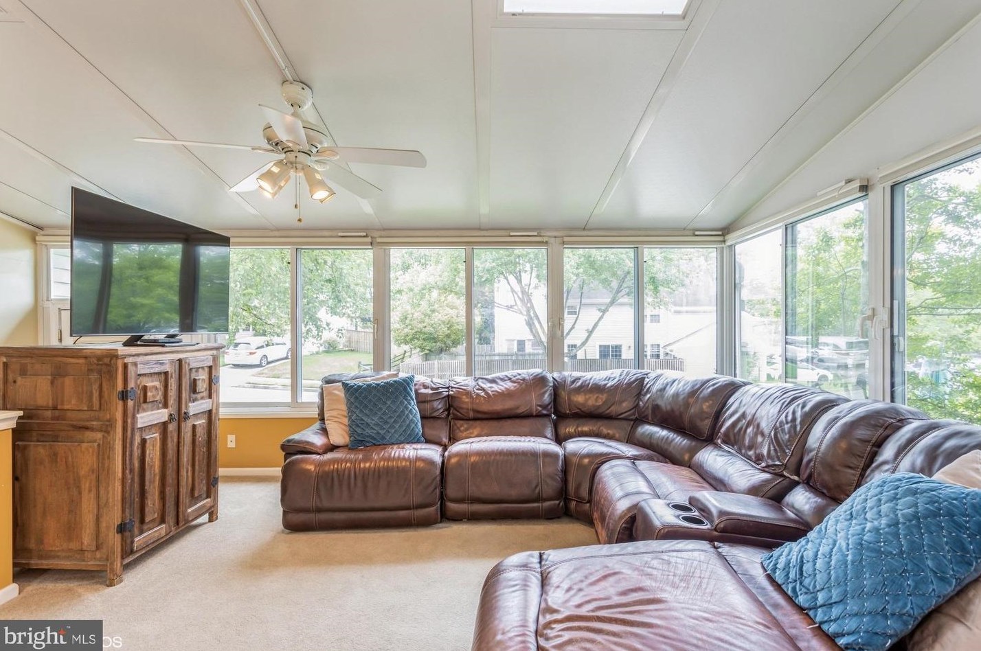 8570 Harvest Vw Ct, Ellicott MD 21043-6560 exterior