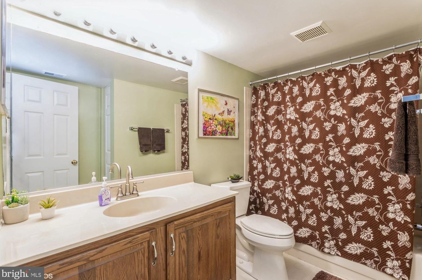 8570 Harvest Vw Ct, Ellicott MD 21043-6560 exterior