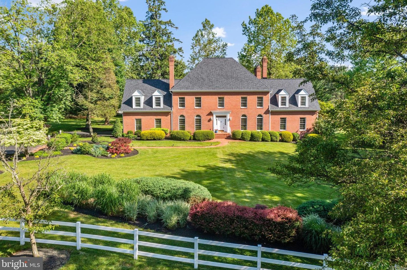 3125 Emerald Valley Rd, Ellicott, MD 21042-1013