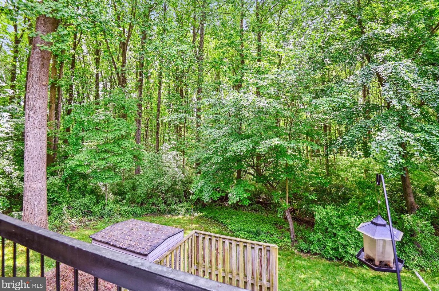 11927 New Country Ln, Columbia MD 21044-4405 exterior