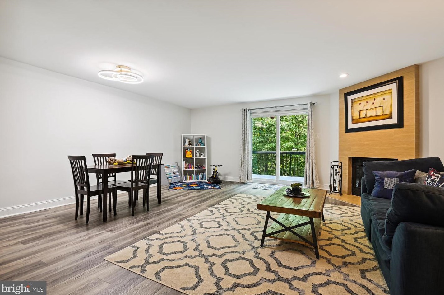 11927 New Country Ln, Columbia MD 21044-4405 exterior