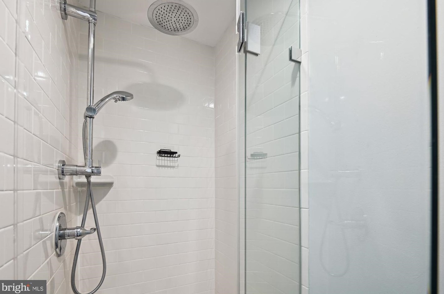 11927 New Country Ln, Columbia MD 21044-4405 exterior