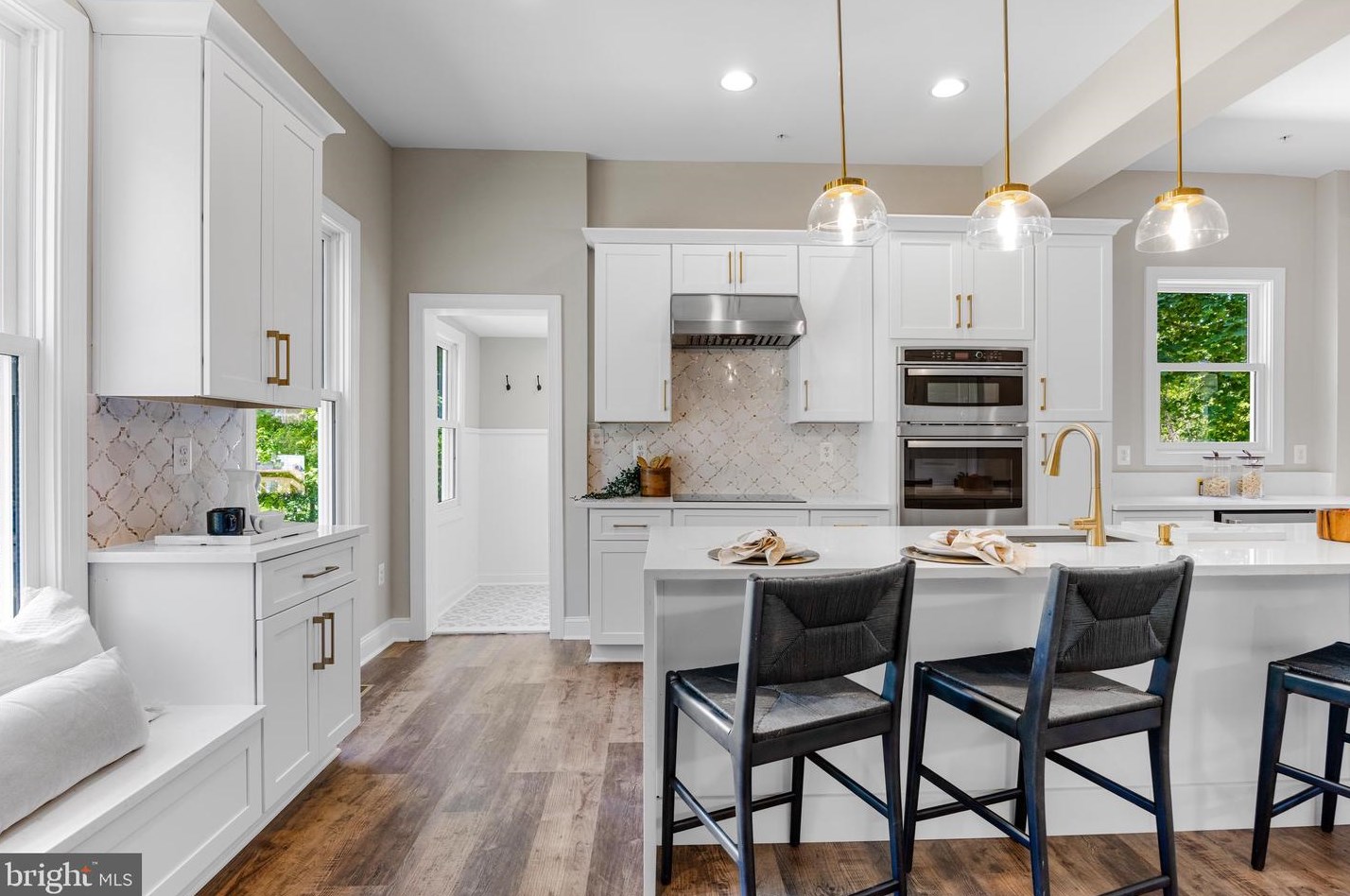 3796 Old Columbia Pike, Ellicott MD 21043-4643 exterior