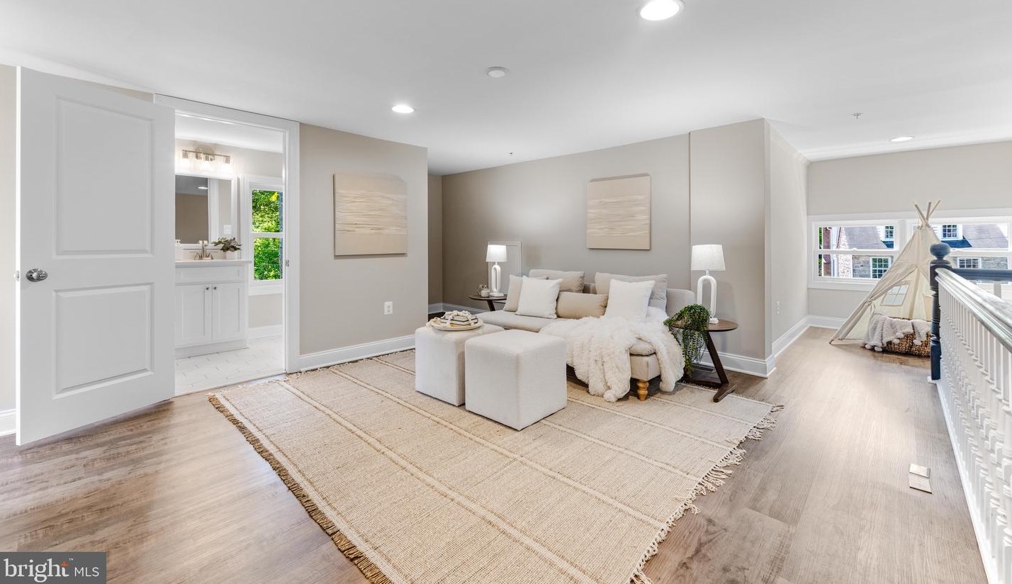 3796 Old Columbia Pike, Ellicott MD 21043-4643 exterior