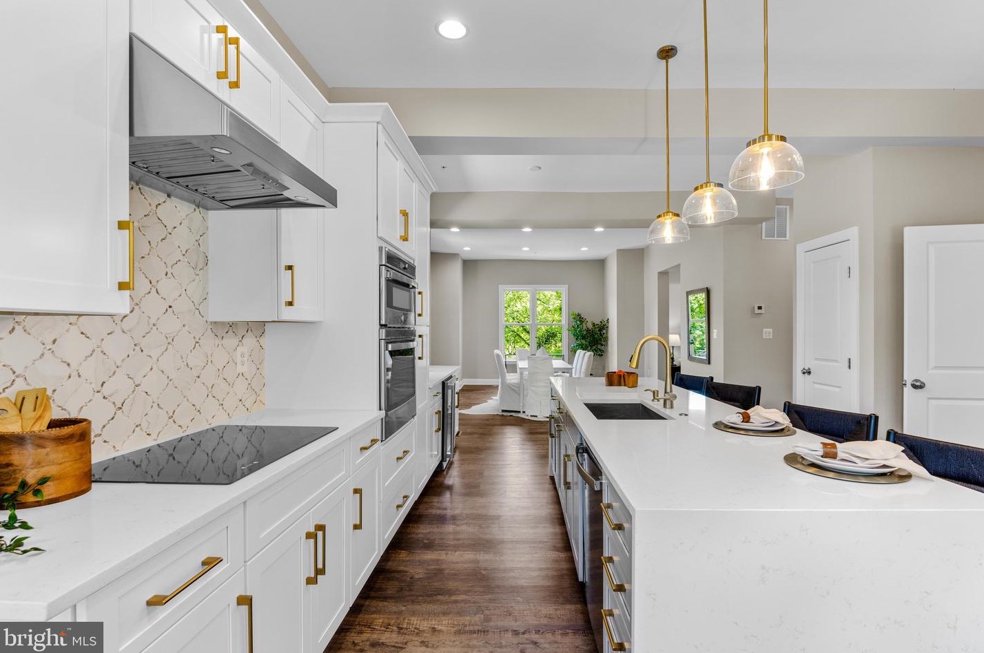 3796 Old Columbia Pike, Ellicott MD 21043-4643 exterior