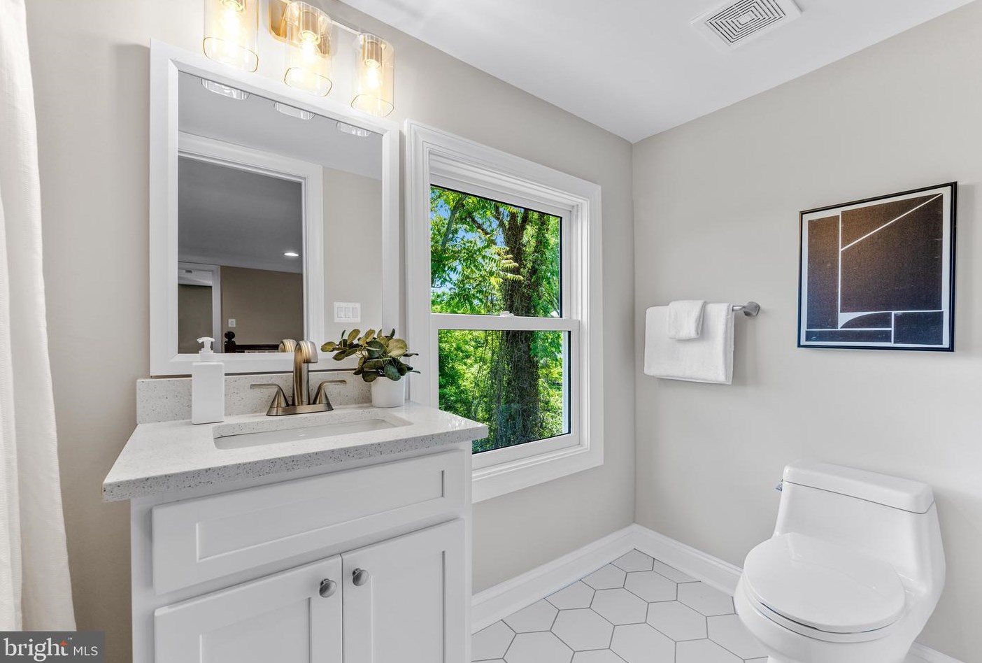 3796 Old Columbia Pike, Ellicott MD 21043-4643 exterior