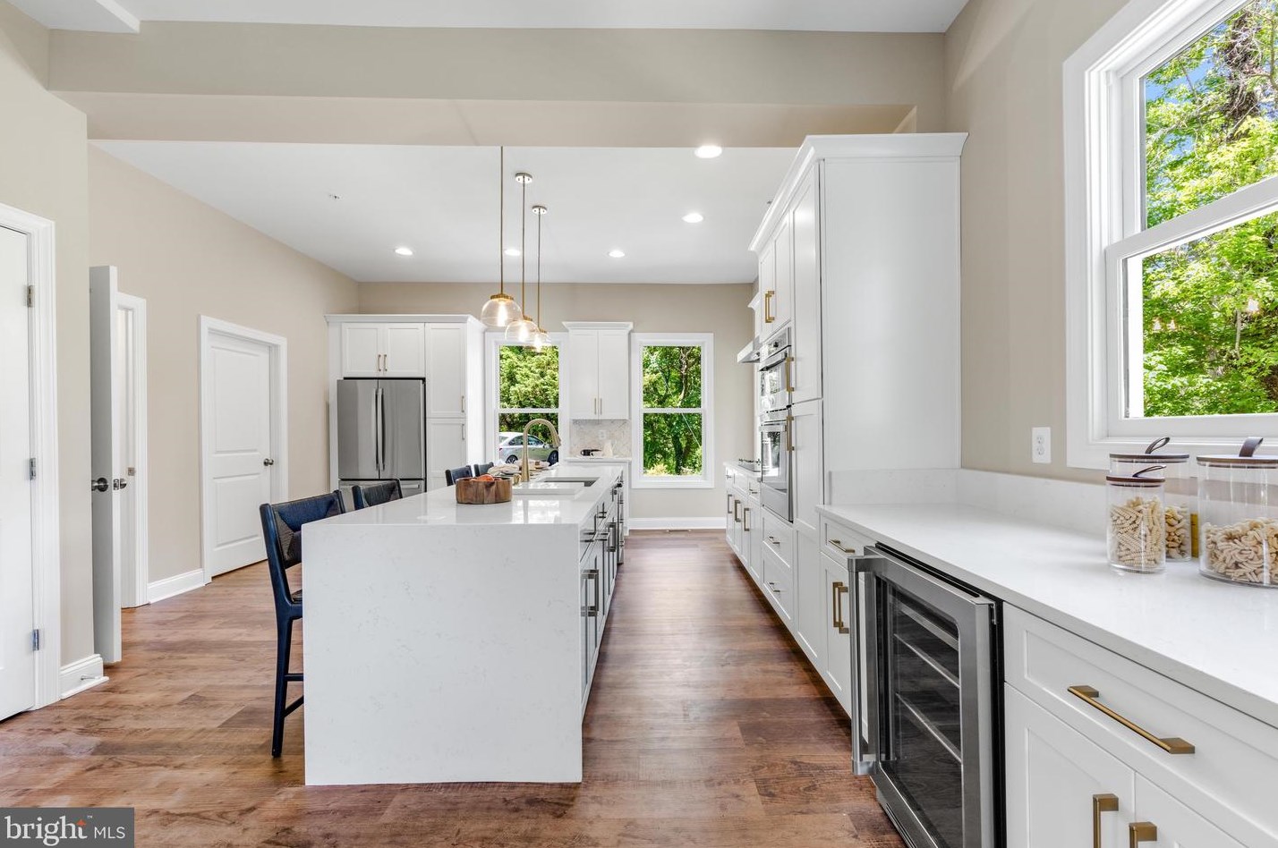 3796 Old Columbia Pike, Ellicott MD 21043-4643 exterior