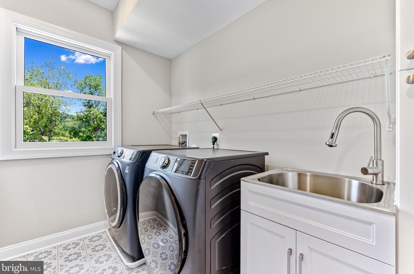 3796 Old Columbia Pike, Ellicott MD 21043-4643 exterior