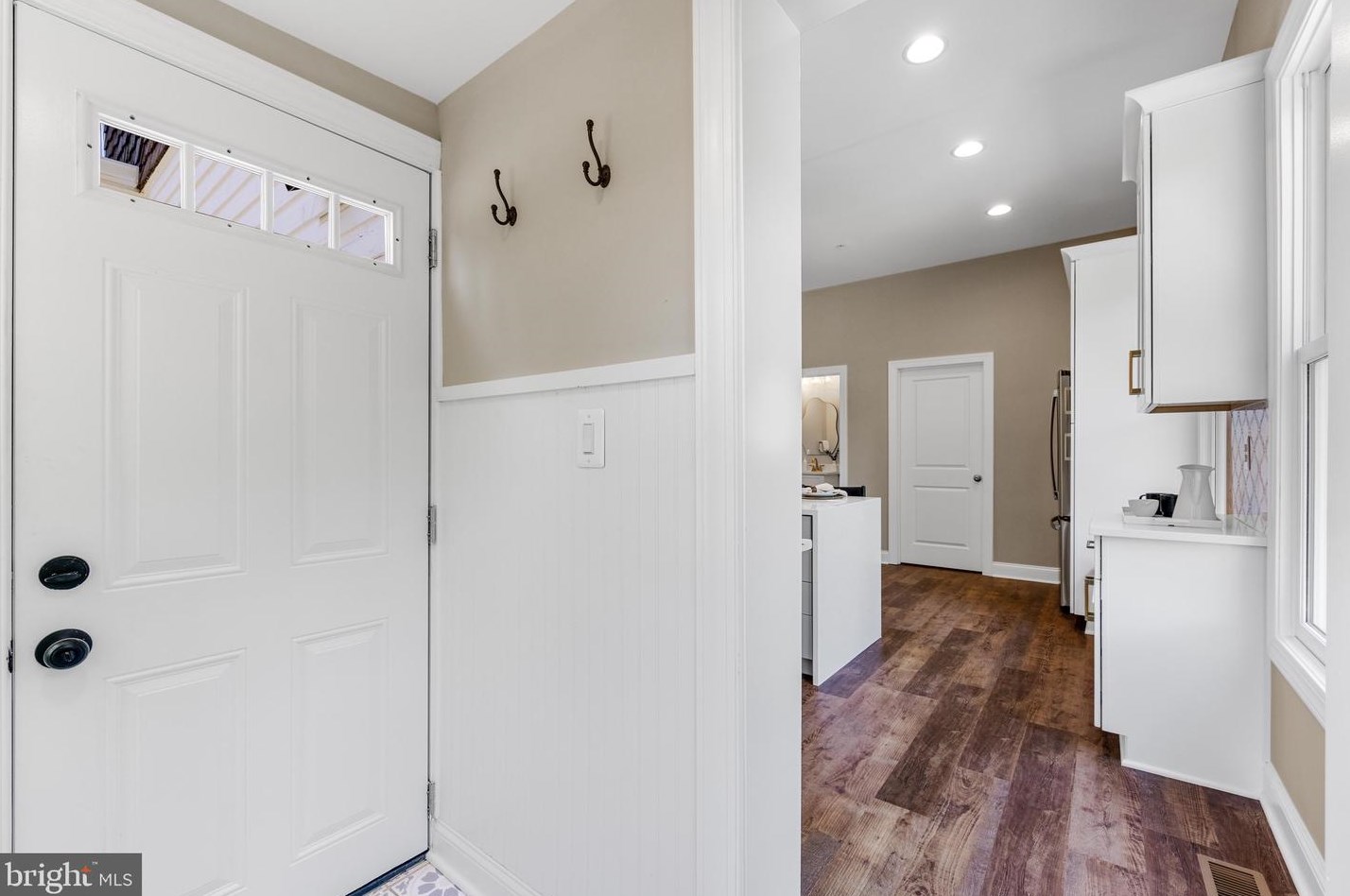 3796 Old Columbia Pike, Ellicott MD 21043-4643 exterior