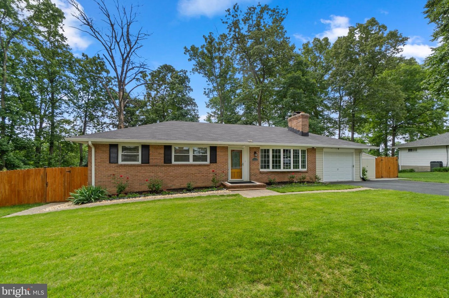 5133 Bonnie Acres Dr, Ellicott, MD 21043-7030