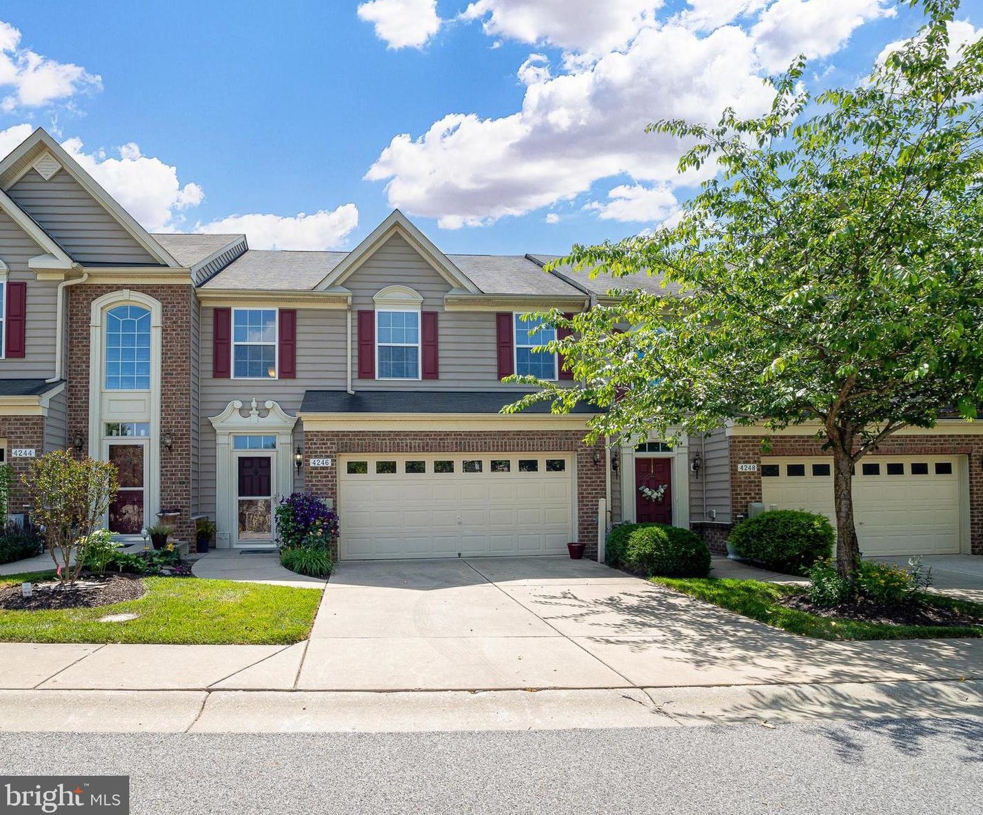 4246 Rose Petal Ct, Ellicott, MD 21043-4921