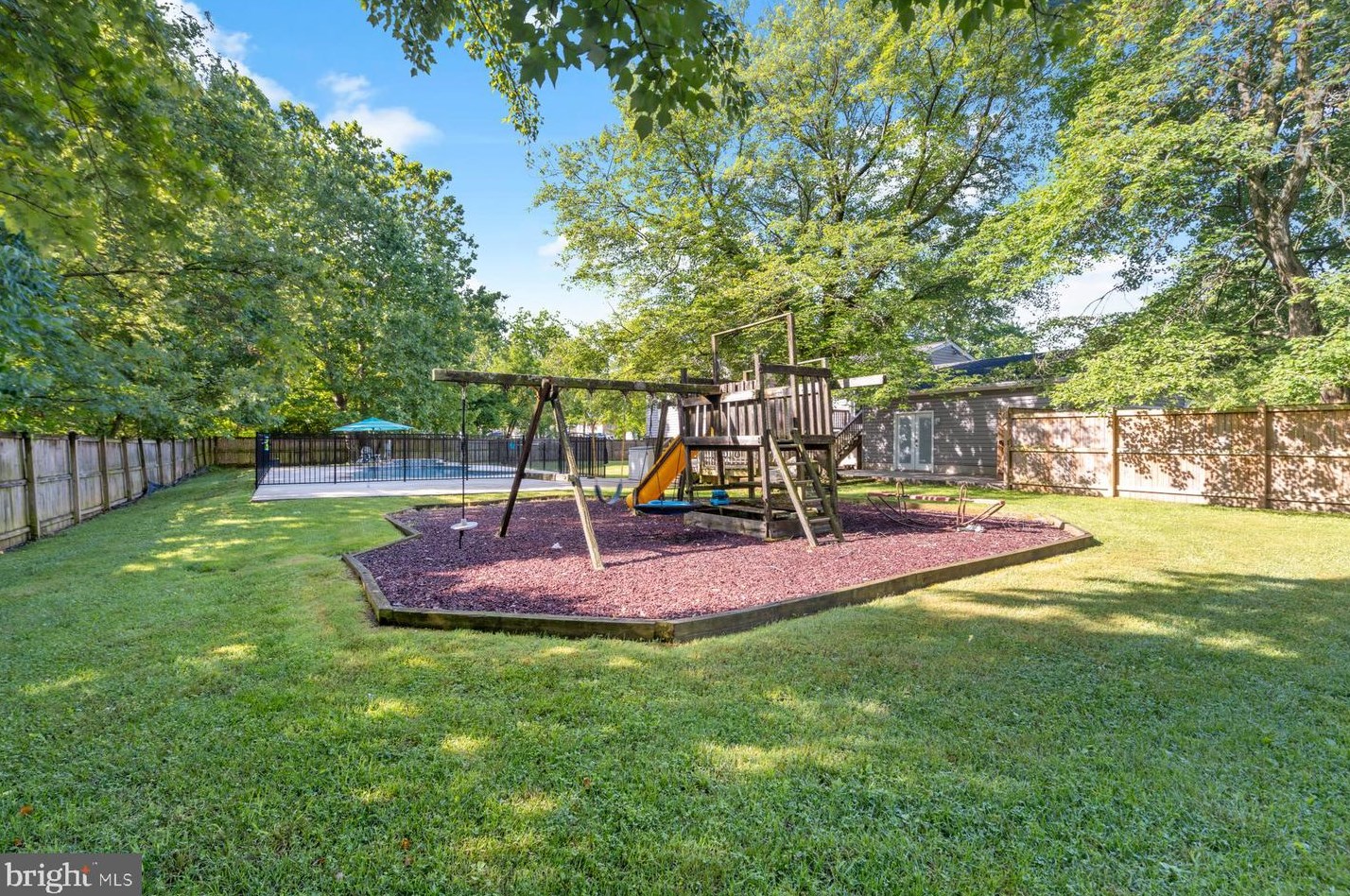 6150 Hunt Club Rd, Baltimore MD  21075-5518 exterior