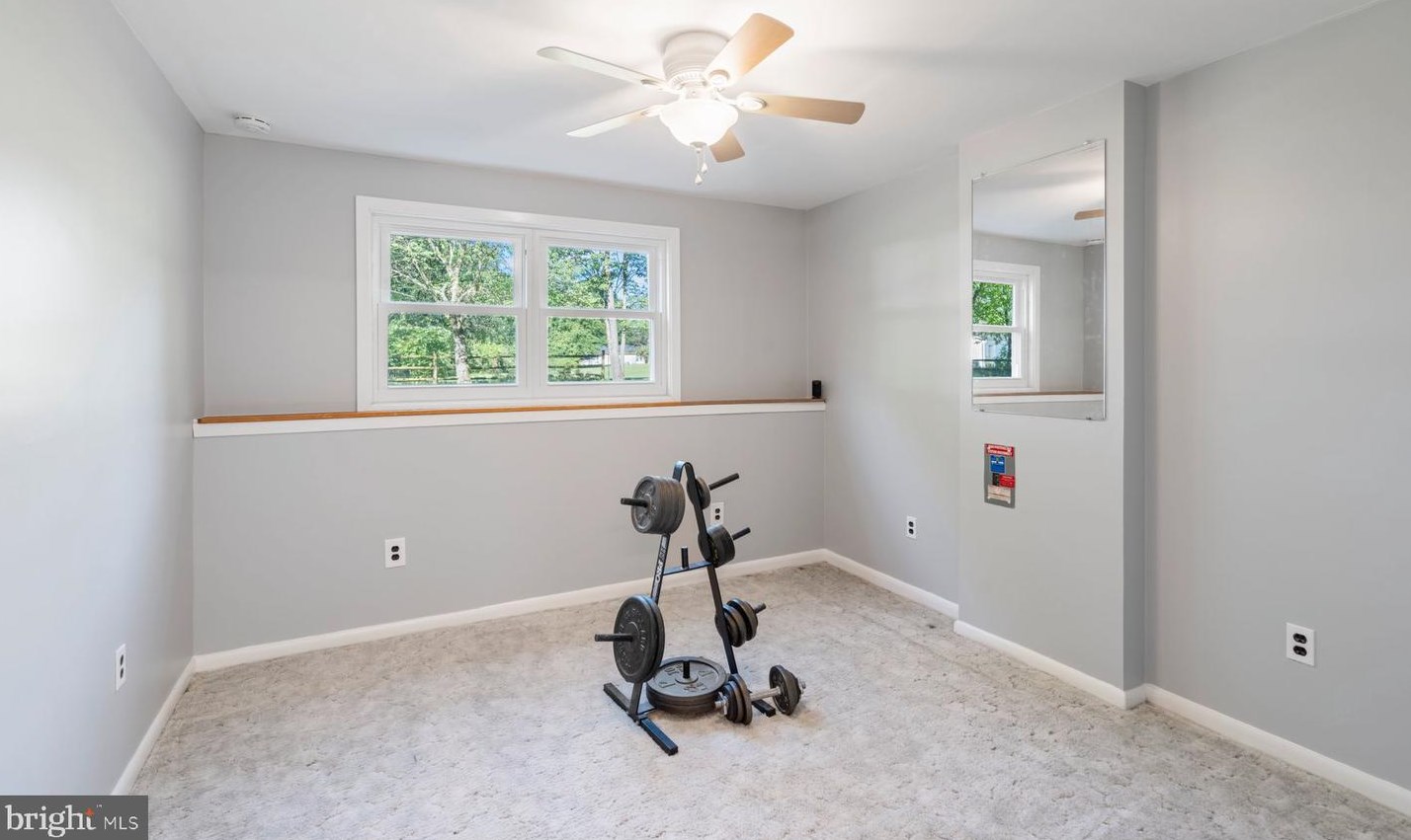 6150 Hunt Club Rd, Baltimore MD  21075-5518 exterior