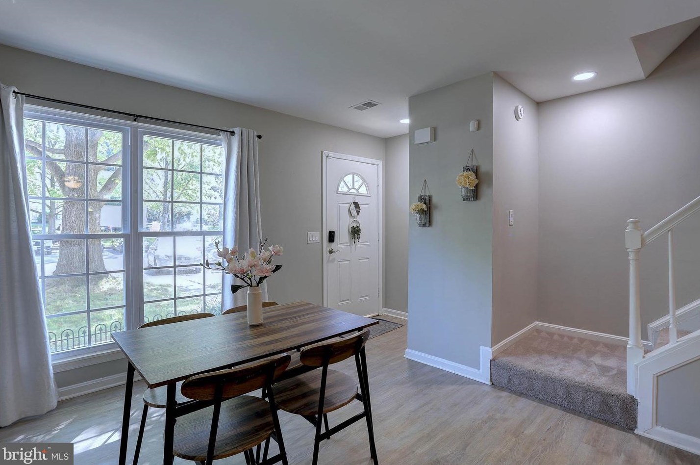 9631 Stirling Bridge Dr, Columbia, MD 21046-1938