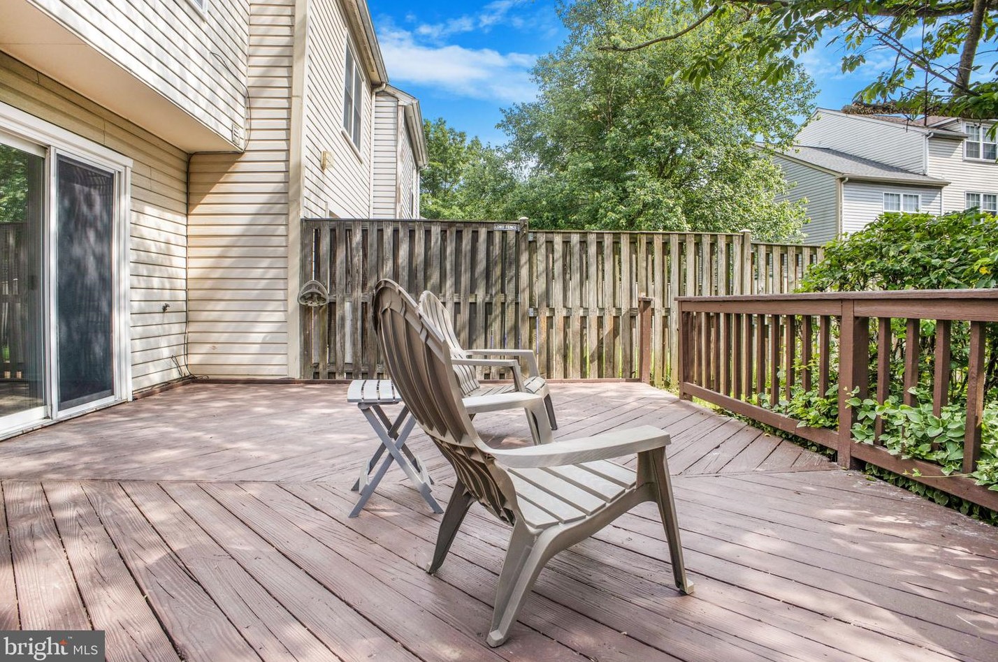 9639 Stirling Bridge Dr, Columbia MD 21046-1938 exterior